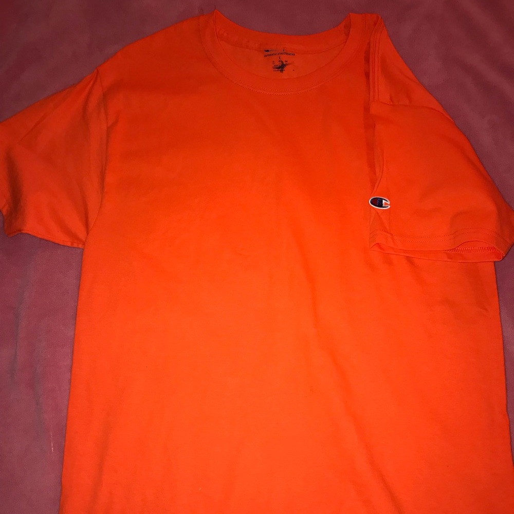 Champion t-shirt